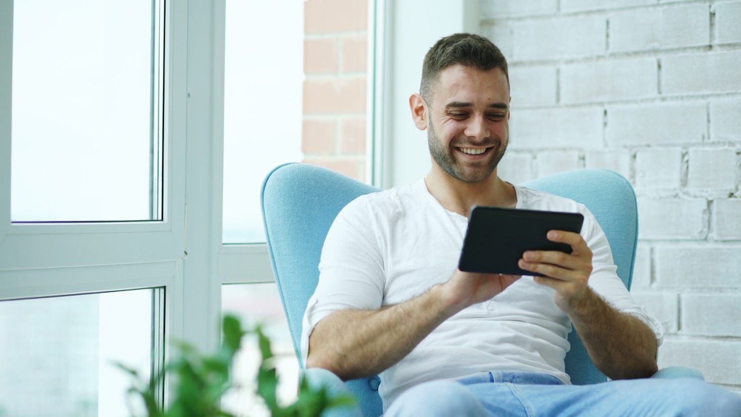Crafting Stories That Capture Your Attention